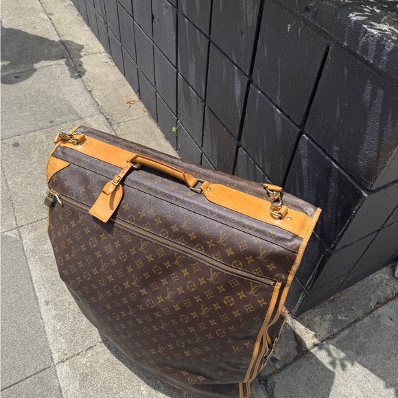 Louis Vuitton Brown Monogram Travel Bag - Picture 1 of 16